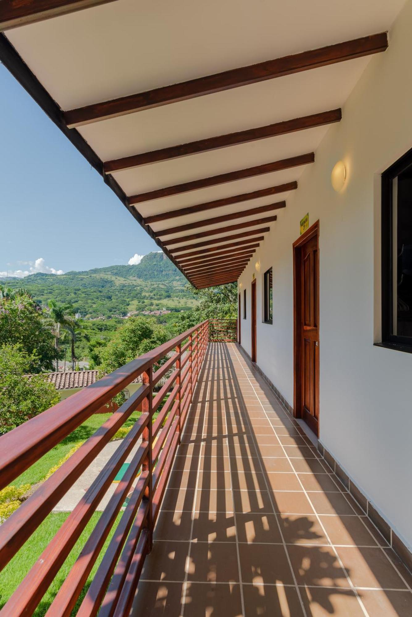 Hotel Villa Camila ラ・ピンタダ エクステリア 写真