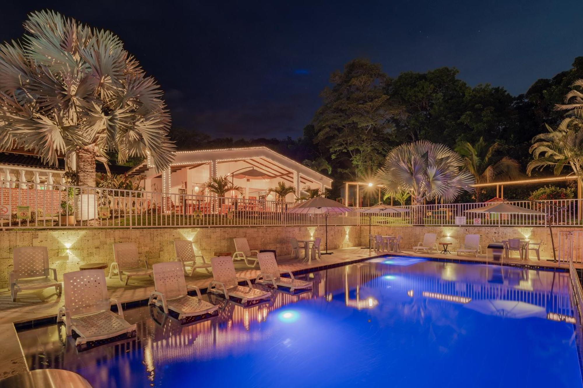 Hotel Villa Camila ラ・ピンタダ エクステリア 写真