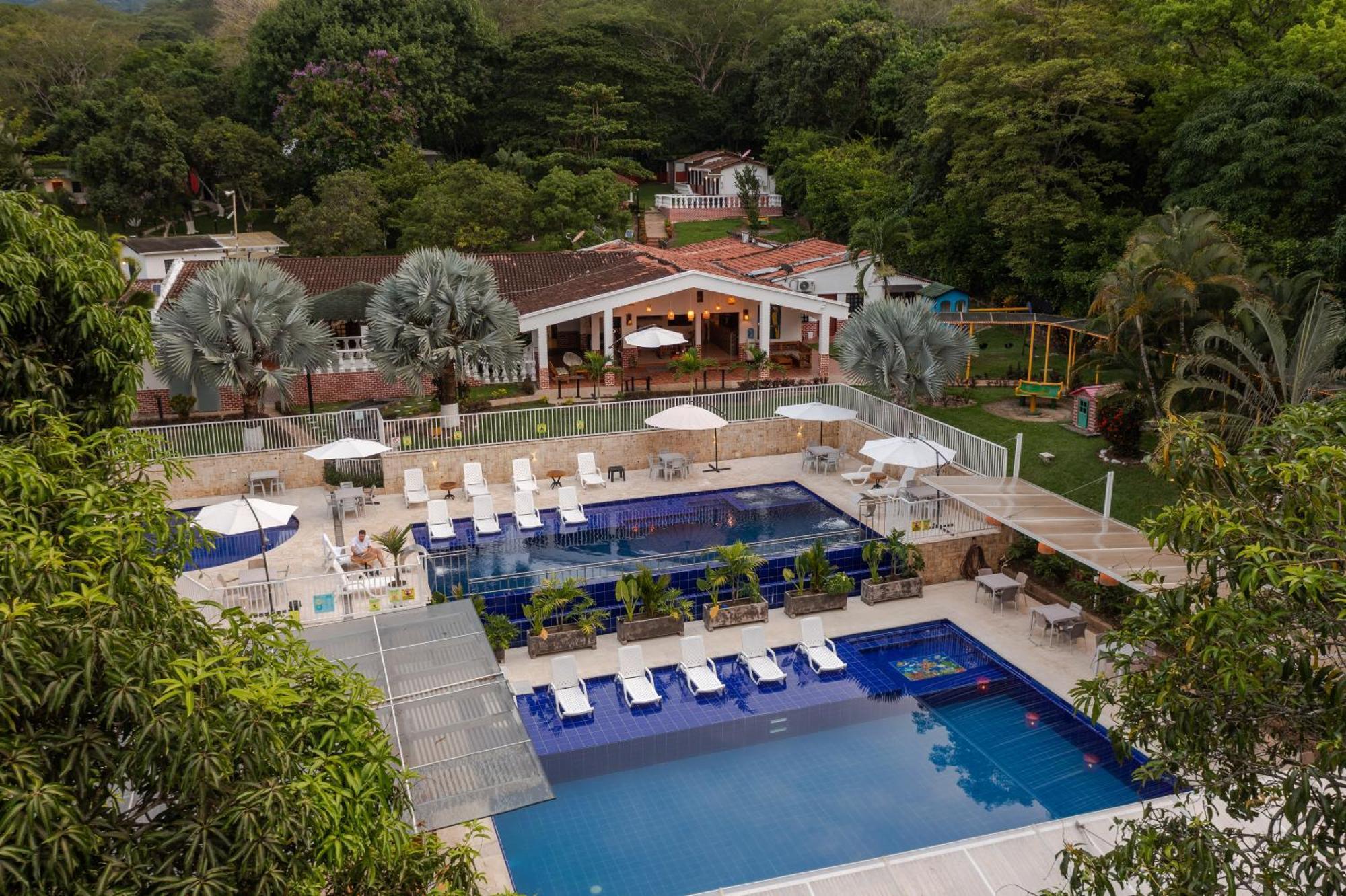 Hotel Villa Camila ラ・ピンタダ エクステリア 写真