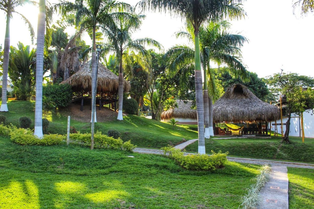 Hotel Villa Camila ラ・ピンタダ エクステリア 写真