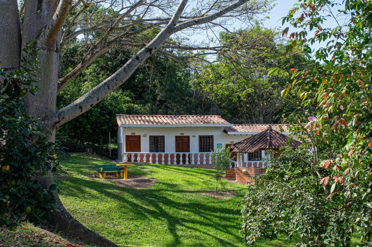 Hotel Villa Camila ラ・ピンタダ エクステリア 写真